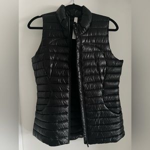 Lululemon vest- 100% nylon size 8 (runs slightly small)